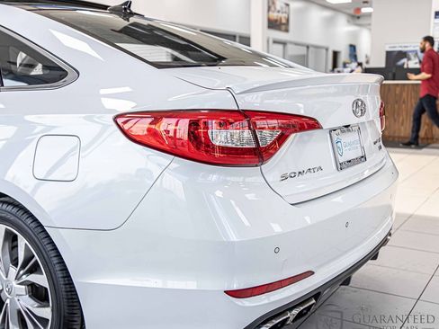 Used 2015 Hyundai Sonata Limited 2.0T image 12