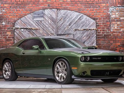Used 2020 Dodge Challenger R/T Scat Pack image 16