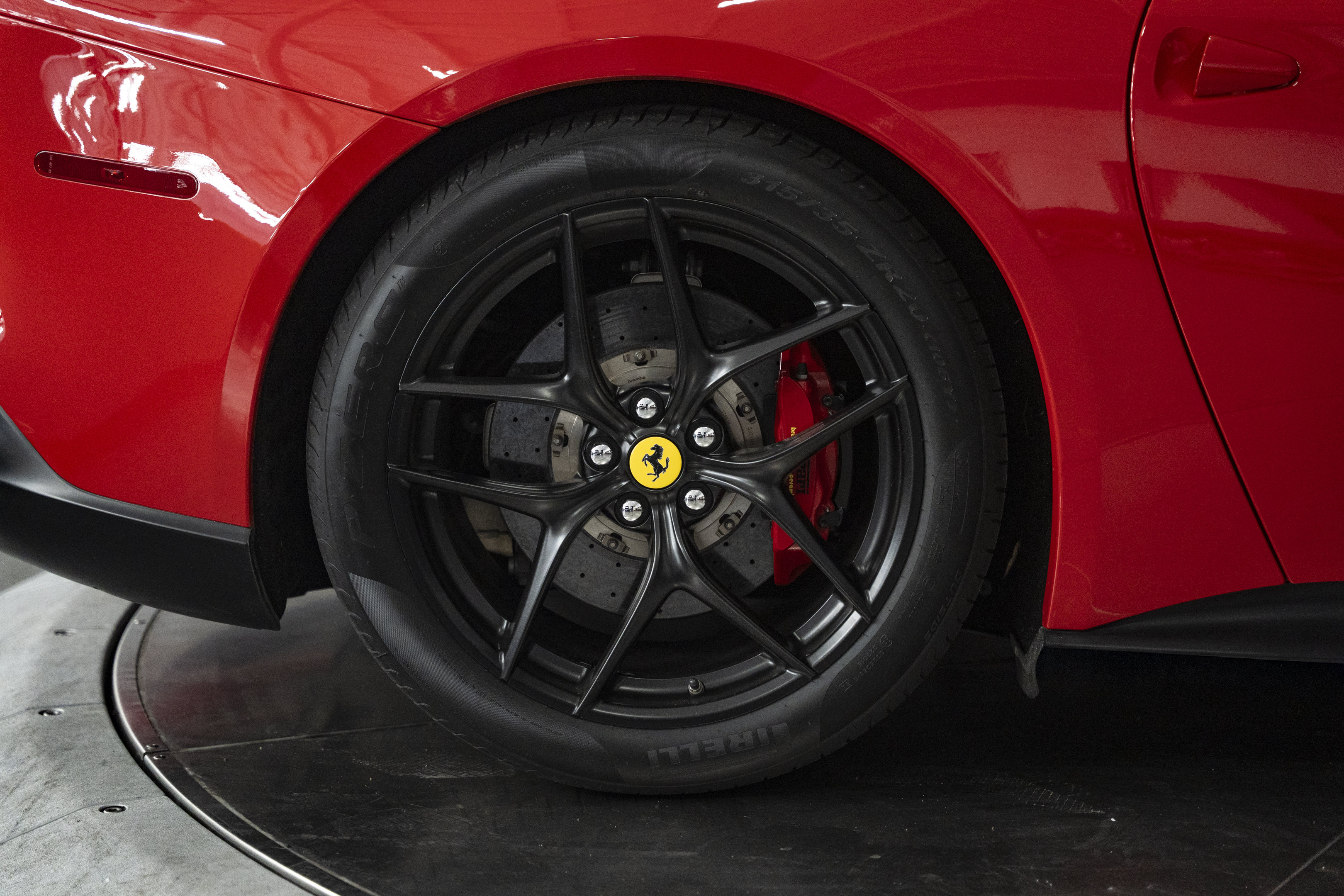 Certified 2015 Ferrari F12 Berlinetta RWD image 16