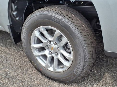 Used 2026 Chevrolet Silverado 1500 LT image 7