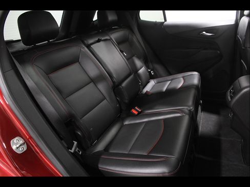 Certified 2024 Chevrolet Equinox RS w/ RS Leather Package AWD/4WD image 19