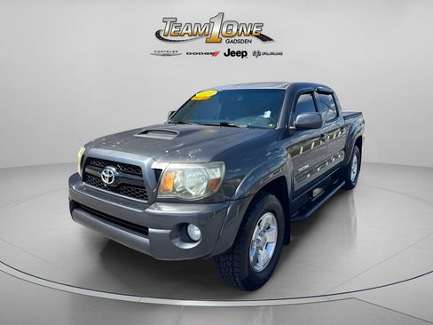 Used 2011 Toyota Tacoma 4x4 Double Cab w/ TRD Sport Pkg w/JBL Audio image 5
