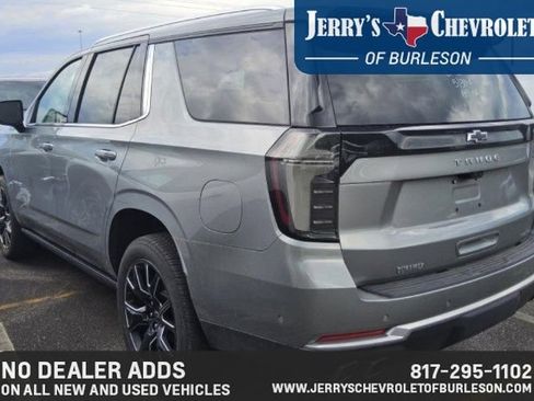 Used 2025 Chevrolet Tahoe High Country AWD/4WD image 4