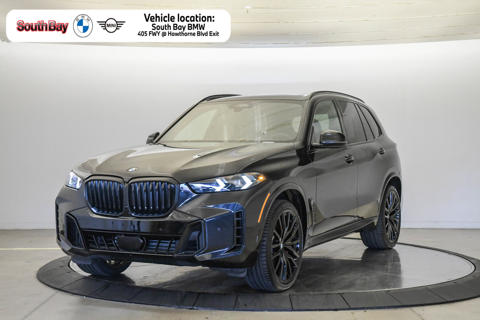 Certified 2025 BMW X5 sDrive40i w/ M Sport Package RWD image 1