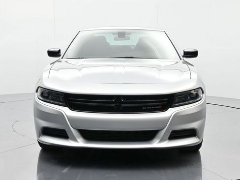 Used 2023 Dodge Charger SXT image 2
