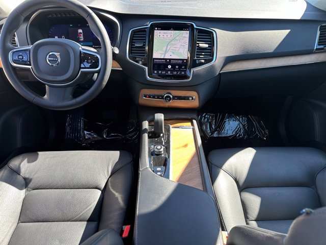 Certified 2024 Volvo XC90 B6 Plus w/ Protection Package Premier AWD/4WD image 16