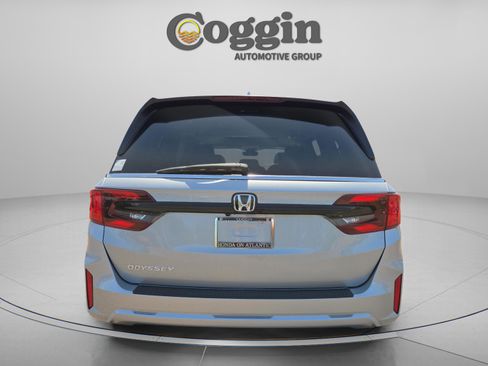 New 2026 Honda Odyssey EX-L image 4