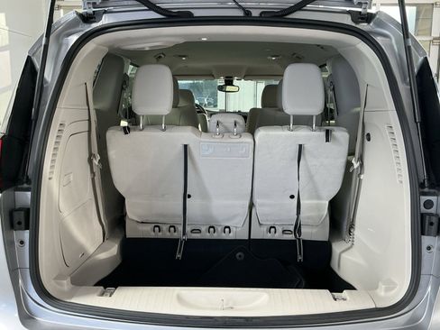 Used 2017 Chrysler Pacifica Touring Plus image 32