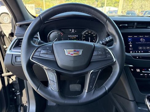 Certified 2023 Cadillac XT5 Luxury image 26
