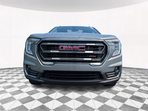 Used 2024 GMC Terrain AT4 w/ LPO, Floor Liner Package AWD/4WD image 17