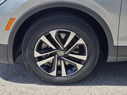 Certified 2023 Volkswagen Tiguan S FWD image 10