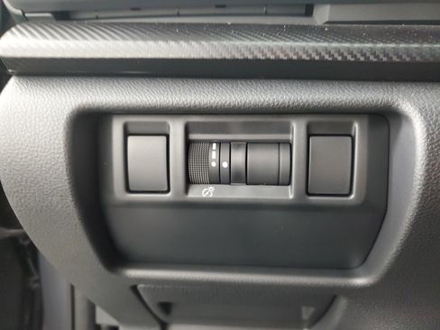 New 2025 Subaru Crosstrek 2.0i image 24