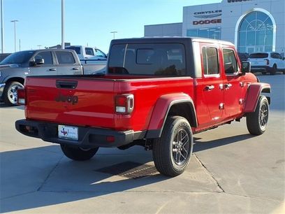 New 2025 Jeep Gladiator Sport