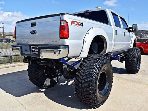 Used 2015 Ford F250 XLT w/ XLT Value Package AWD/4WD image 8