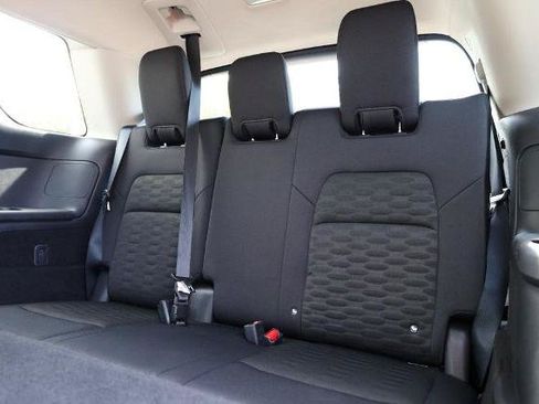 Used 2025 Nissan Pathfinder SV AWD/4WD image 26