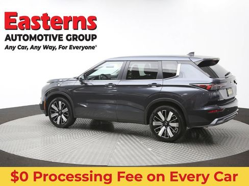 Used 2025 Mitsubishi Outlander SE FWD image 63