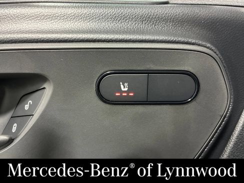 Used 2025 Mercedes-Benz Sprinter 2500 image 9