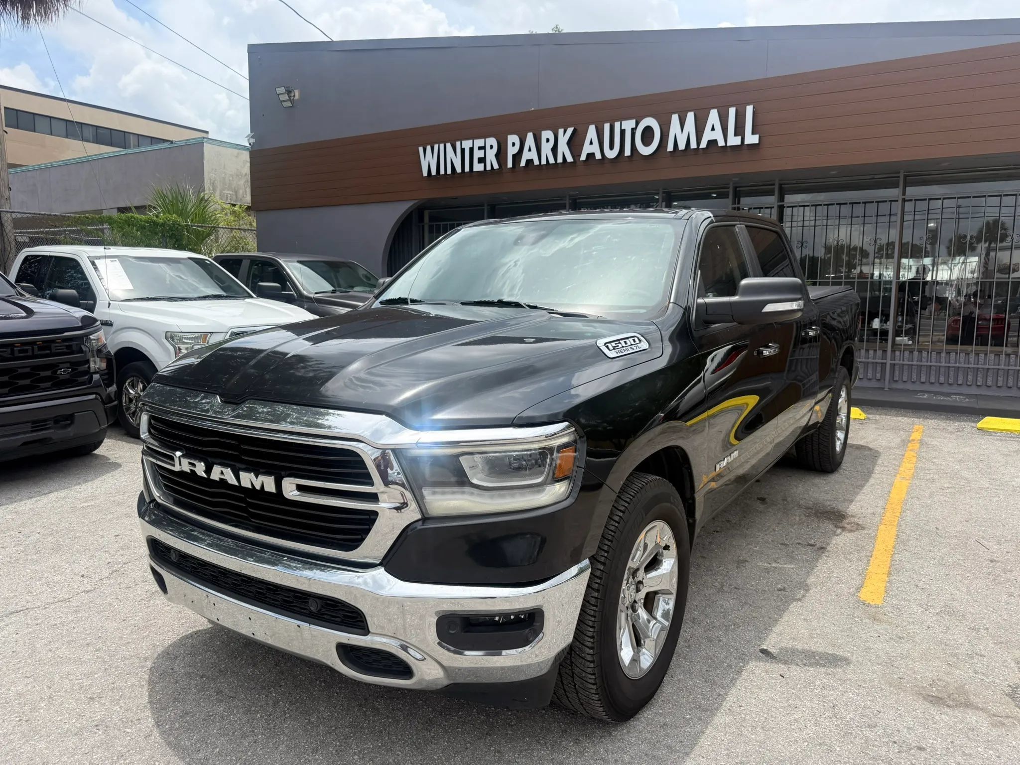 Used 2019 RAM 1500 Big Horn AWD/4WD image 1