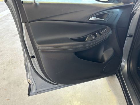 Used 2025 Buick Encore GX Preferred image 26