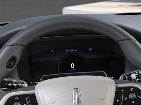 New 2025 Lincoln Corsair Reserve w/ Jet Appearance Package image 13