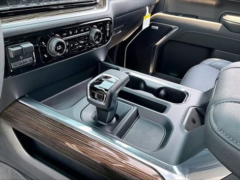 New 2026 Chevrolet Silverado 1500 RST AWD/4WD image 13