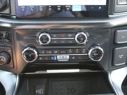 New 2026 Ford F150 Platinum w/ FX4 Off-Road Package AWD/4WD image 29