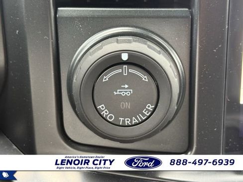 New 2026 Ford F250 Lariat w/ Black Appearance Package AWD/4WD image 21