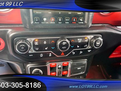 Used 2018 Jeep Wrangler Unlimited Rubicon AWD/4WD image 21