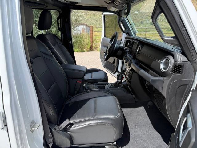 Used 2023 Jeep Wrangler Unlimited Sahara AWD/4WD image 36
