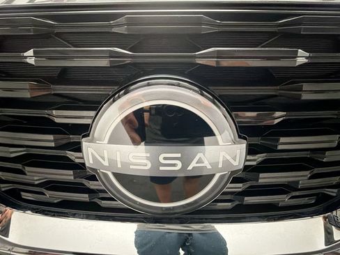 Used 2023 Nissan Rogue SV AWD/4WD image 29