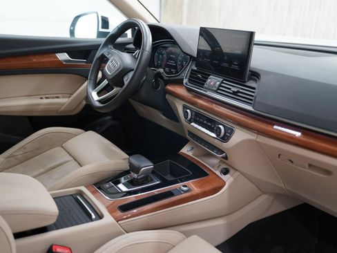Used 2021 Audi Q5 Prestige AWD/4WD image 19
