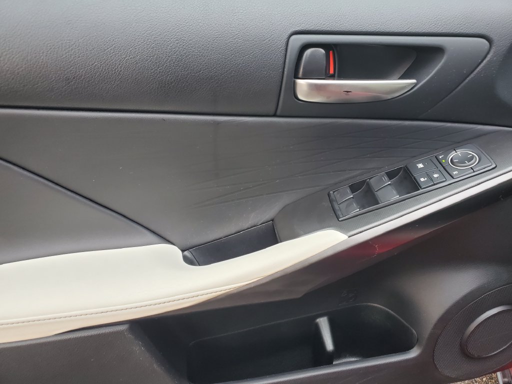 Used 2022 Lexus IS 350 F Sport AWD/4WD image 28