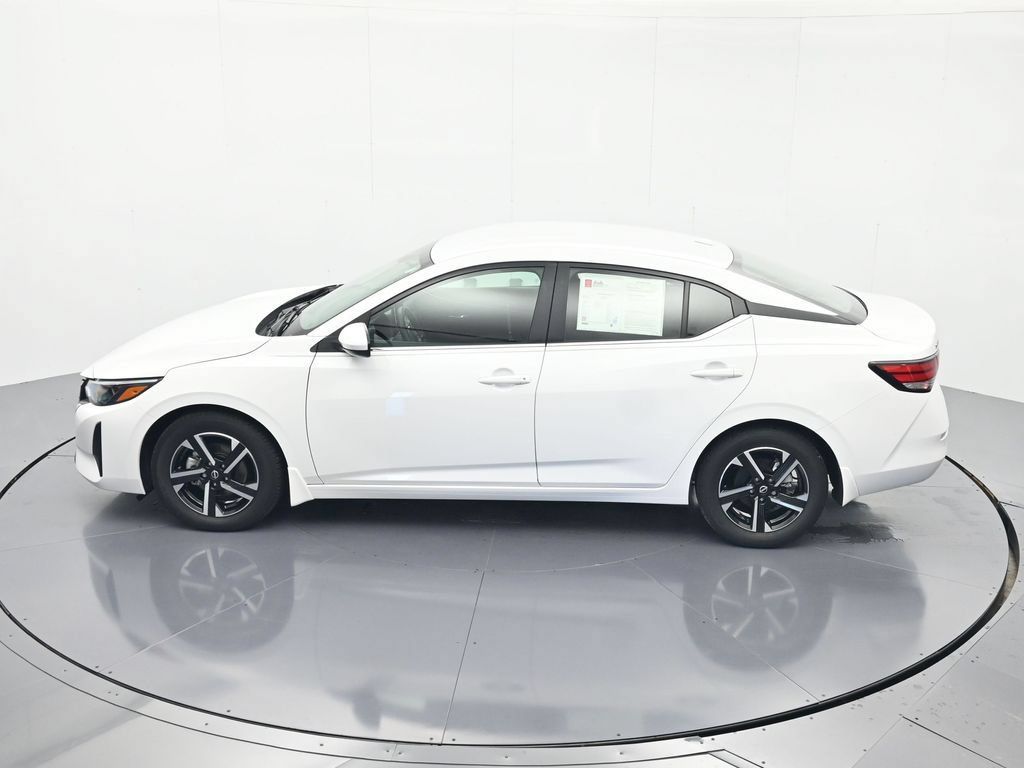 Certified 2024 Nissan Sentra SV FWD image 35