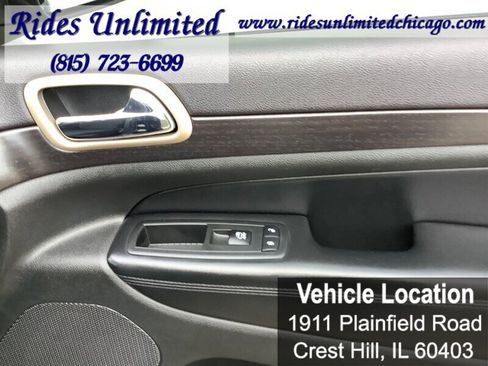 Used 2014 Jeep Grand Cherokee Laredo image 29