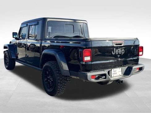Used 2022 Jeep Gladiator Sport image 5