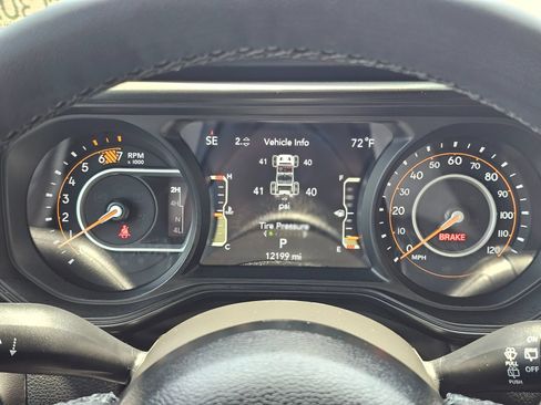 Used 2025 Jeep Wrangler Unlimited Rubicon w/ Safety Group AWD/4WD image 12
