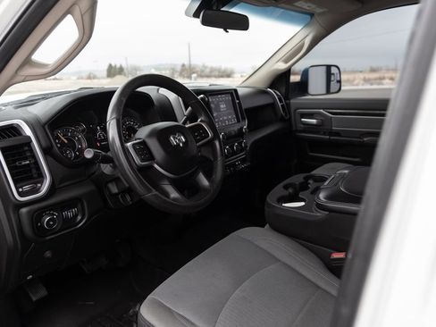 Used 2019 RAM 3500 Big Horn w/ Protection Group image 22