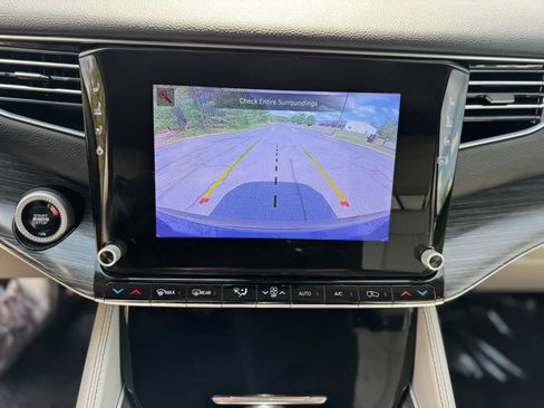 Used 2024 Jeep Wagoneer L Series II w/ Flexible Seating Group image 23