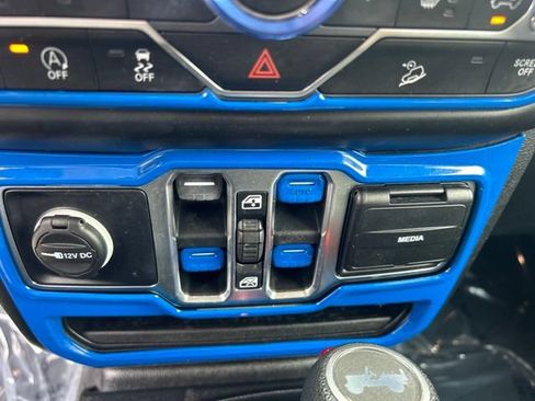 Used 2020 Jeep Wrangler Unlimited Sport S AWD/4WD image 18