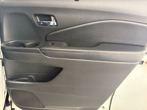 Used 2021 Honda Pilot Black Edition image 45