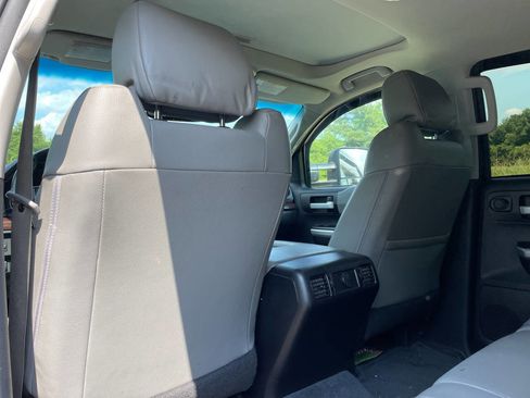 Used 2014 Toyota Tundra Limited w/ Limited Premium Package image 20