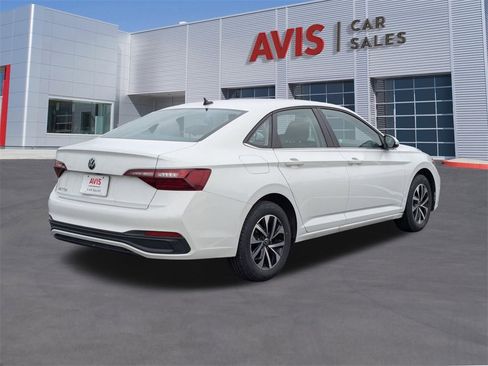 Used 2024 Volkswagen Jetta S image 6