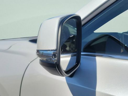 Used 2026 Toyota Grand Highlander AWD image 5