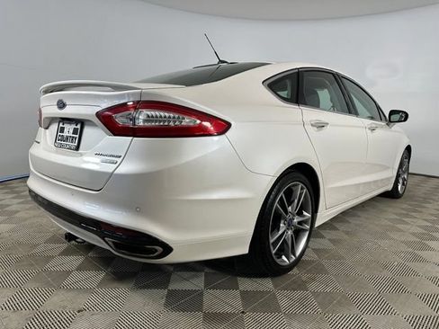 Used 2016 Ford Fusion Titanium FWD image 12