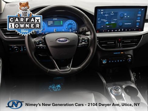 Used 2024 Ford Escape Platinum AWD/4WD image 4