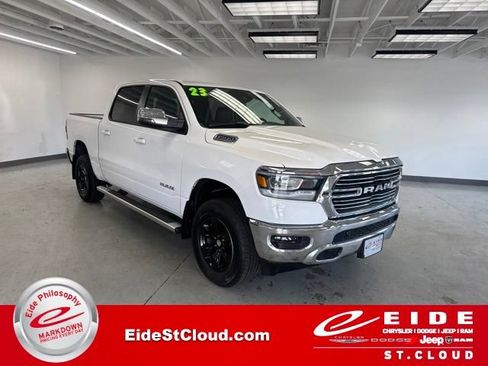 Used 2023 RAM 1500 Laramie AWD/4WD image 1