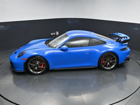 Used 2022 Porsche 911 GT3 RWD image 16