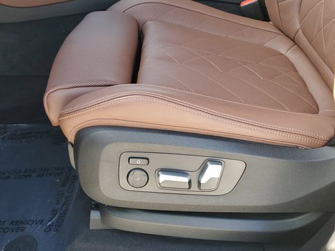 Certified 2023 BMW X5 xDrive40i w/ Premium Package image 9