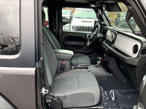 Certified 2025 Jeep Wrangler Sport image 6