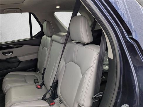 Used 2023 Honda Pilot Touring image 17
